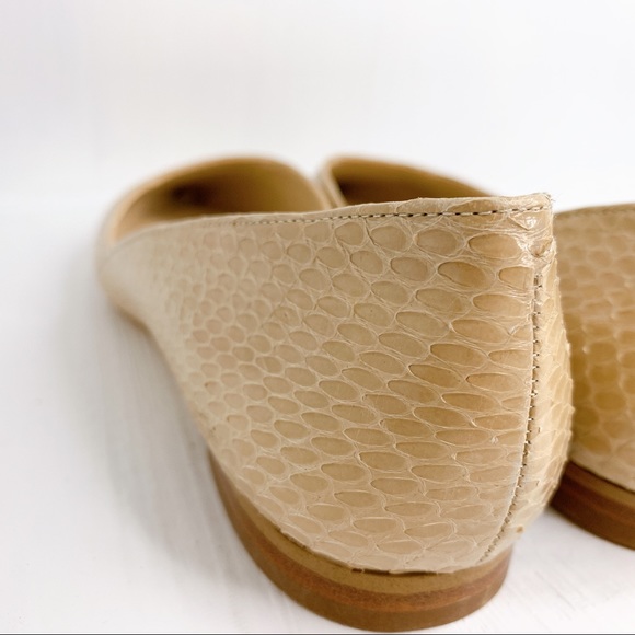 🛍SOLD 🛍 Marc Fisher snake skin nude flats - Picture 8 of 11